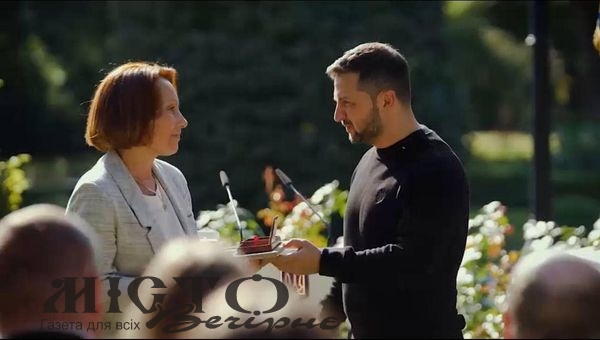 Президент вручив відзнаку «Народний вчитель України» освітянці з Нововолинська 