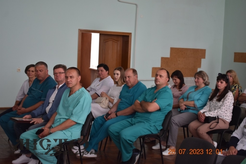 В Іваничах привітали медиків з професійним святом 