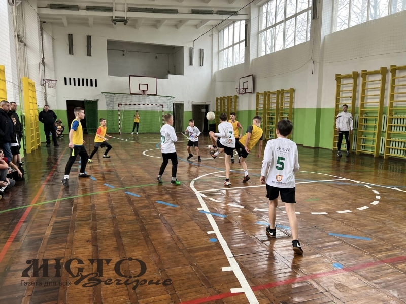 У Нововолинську розпочались змагання з футзалу 