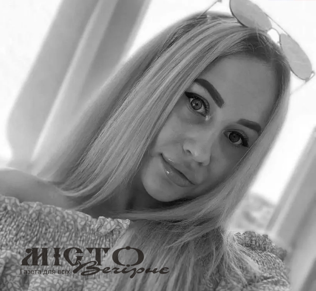 У Нововолинську 25-річна дівчина випала з балкона 5 поверху 