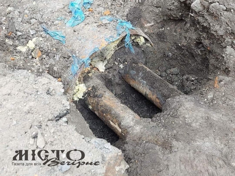 Теплоенерго проводить заміну старих трубопроводів у центрі Володимира 