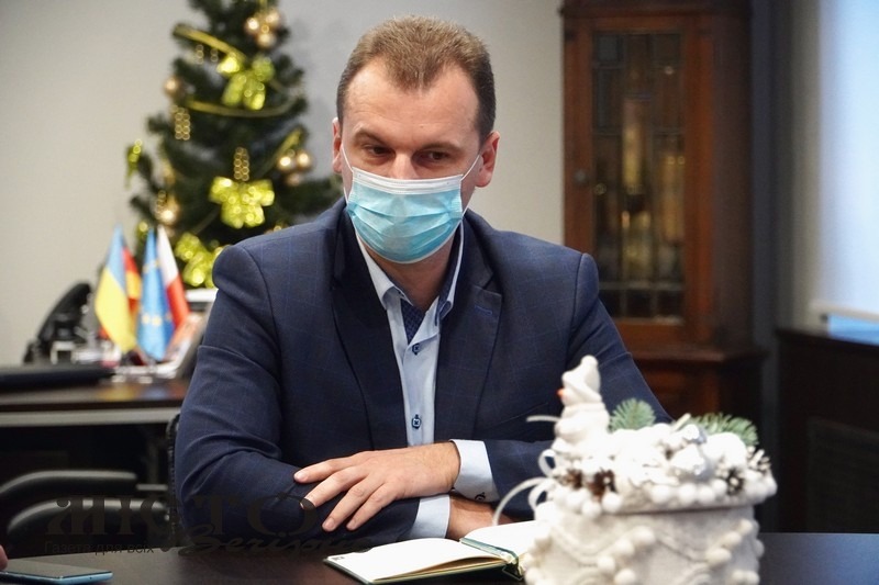 Робота комунальних служб, ситуація з коронавірусом, питання наступної сесії – про це дізнавалися журналісти у міського голови 