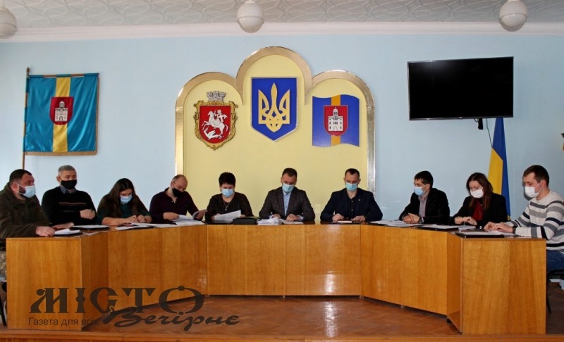 Перелік платних послуг у ТМО та закладах культури, допомога важкохворим – важливі рішення виконкому 