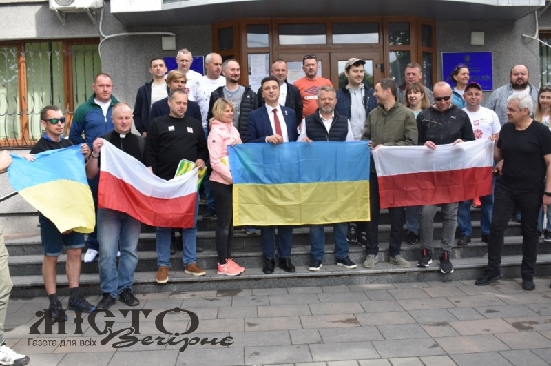Допомога для князівської бригади та враження від деокупованих міст: заступник голови РДА Віктор Фіщук побував на Київщині 
