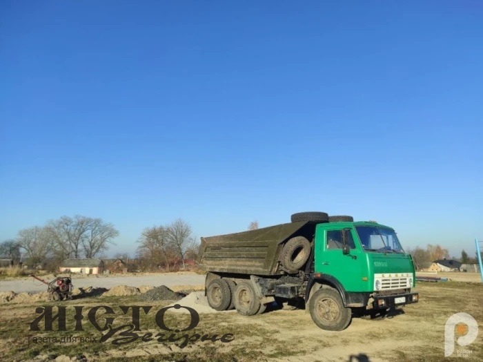 У Литовежі продовжують будівництво спортивного комплексу 