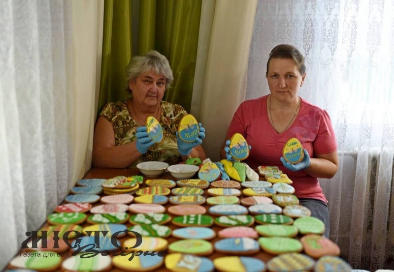 Готували смаколики захисникам України 