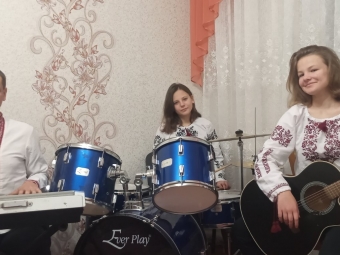 У родині в селі Древині Володимир-Волинського району народилися народні артисти, про яких згодом говоритиме вся Україна 