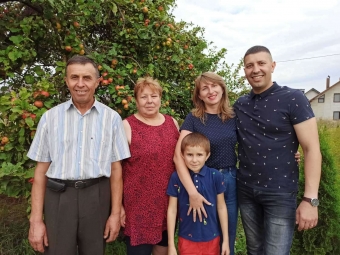 «Притупиш біль ти мій душевний» - каже про названого брата володимирський поет 