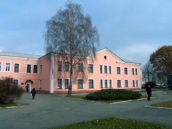 У Нововолинську з понеділка в поліклініці прийматимуть лише «ковідних» хворих 