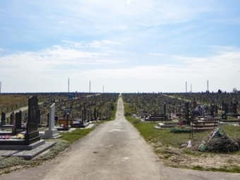 Розширять Федорівське кладовище біля Володимира 