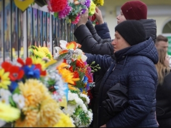 У Володимирі планують облаштувати куби із портретами загиблих військових 