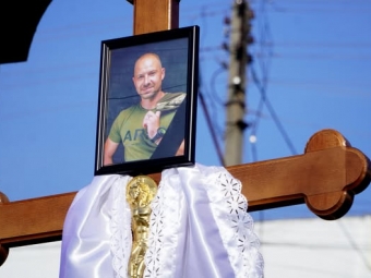 У Володимирі попрощалися із загиблим на Курщині Віктором Паюком 