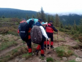 При спуску з Говерли травмувалася туристка з Волині 