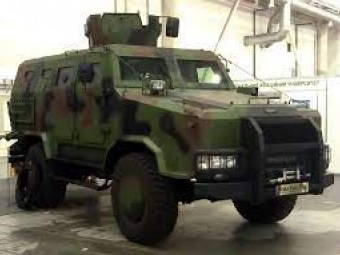 Українська армія отримала нові броньовані автомобілі 