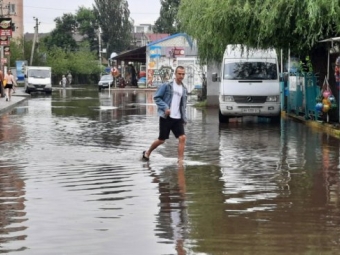 У курортному селищі Коблеве злива затопила вулиці та бази відпочинку 