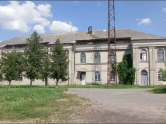 В Іваничах за понад 4 мільйони продали приміщення колишнього ЦНАПу 