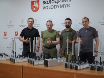 Володимирська громада передала 100 бригаді засоби радіоелектронної боротьби 