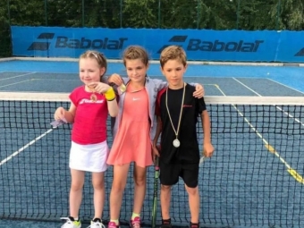 Юна тенісистка з Нововолинська перемогла на турнірі в Києві 
