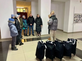 У Нововолинській громаді люди з інвалідністю отримали подарунки 