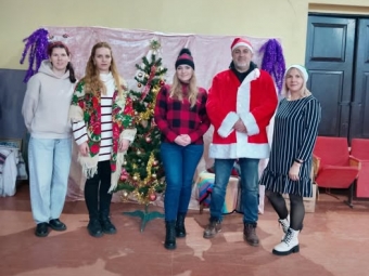 У селі Затурці для дітей провели свято до Дня Миколая 