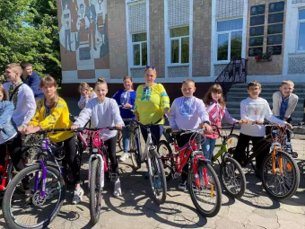У ліцеї №4 Нововолинська провели велопробіг у вишиванках 