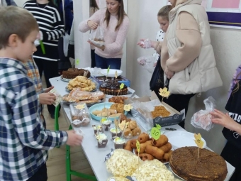 В ліцеї села Зимне відбувся благодійний ярмарок на підтримку ЗСУ 