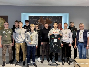 Нововолинських гандболістів відзначили за успіхи на чемпіонаті України 