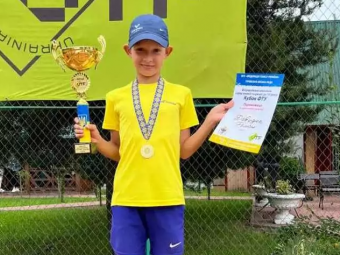 Юний тенісист з Нововолинська став переможцем турніру «Кубок ФТУ-2024» 