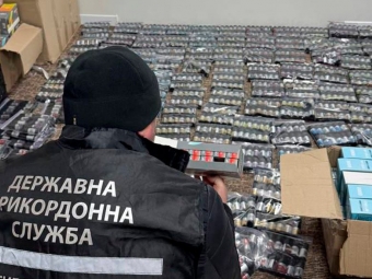 Прикордонники викрили групу, що займалася незаконною реалізацією електронних сигарет 