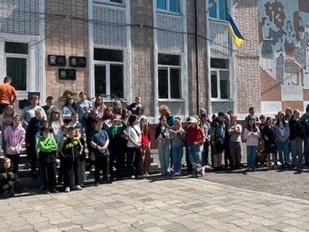 Рятувальники провели пізнавальний виступ до Дня цивільного захисту в Нововолинському ліцеї 