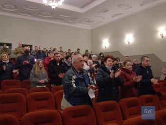 У Володимирі презентували військову драму «Мати Апостолів» 