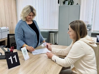 За пів року в ЦНАПі Нововолинська оформили понад 130 посвідчень водія 