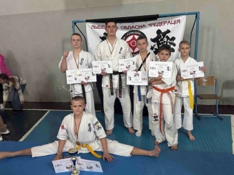 Каратисти з Нововолинська здобули медалі на змаганнях 