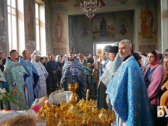 В Свято-Покровському храмі Іванич вшанували новітніх захисників України та їхні родини 