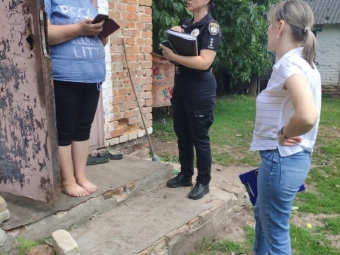 На території Локачинської громади ювенальна поліція обстежила сім'ї із дітьми 