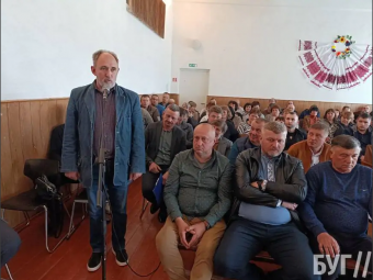 Іван Рудницький у Павлівській громаді: частину аварійних доріг пообіцяли відремонтувати вже цьогоріч 