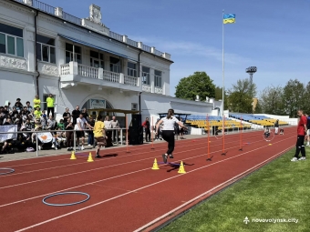 У Нововолинську відбувся міський етап змагань «Мама, тато, я – спортивна сімʼя» 