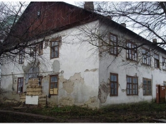 Мешканцям аварійного будинку на вулиці Драгоманова у Володимирі планують придбати нове житло 