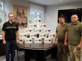 Володимирська громада передала дрони для військових 14 бригади 