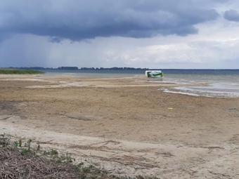 Весняна повінь може врятувати Світязь 