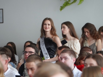 Міський голова Володимира привітав випускників педагогічного фахового коледжу 
