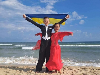 Юні танцюристи з Нововолинська здобули медалі на фестивалі у Болгарії 