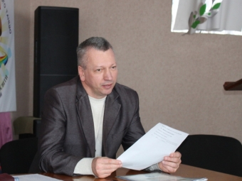 Мер Володимира відреагував на скандал з безакцизними цигарками в автомобілі директора ЦПО 