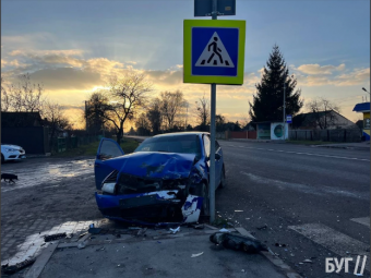 Біля Володимира трапилась ДТП - капоти легковиків розтрощені вщент 