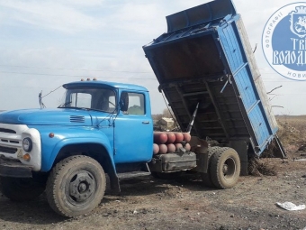 На чоловіка, який викидав сміття неподалік Володимира, склали адмінпротокол 