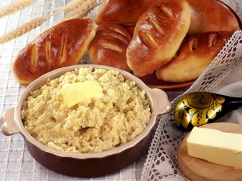 Які продукти не здорожчають перед великодніми святами 