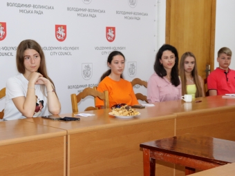 У Володимирі молодіжна рада провела чергове засідання за «кавою з міським головою» 