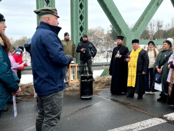 В Устилузі зустріли Вифлеємський вогонь миру 