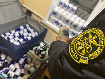 Через Устилуг намагалися провезти БАДи вартістю 280 тисяч гривень 