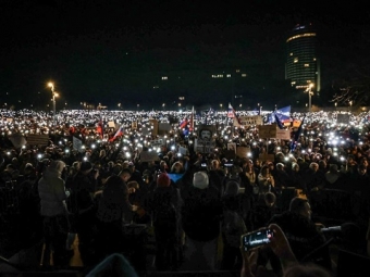 В Словаччині почались протести проти уряду Фіцо 